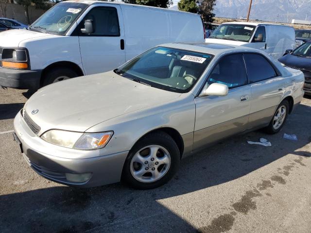 1998 LEXUS ES 300, 