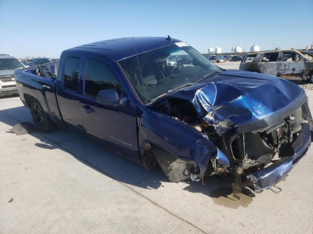 1GCRKSE76DZ380322 - 2013 CHEVROLET SILVERADO K1500 LT BLUE photo 4