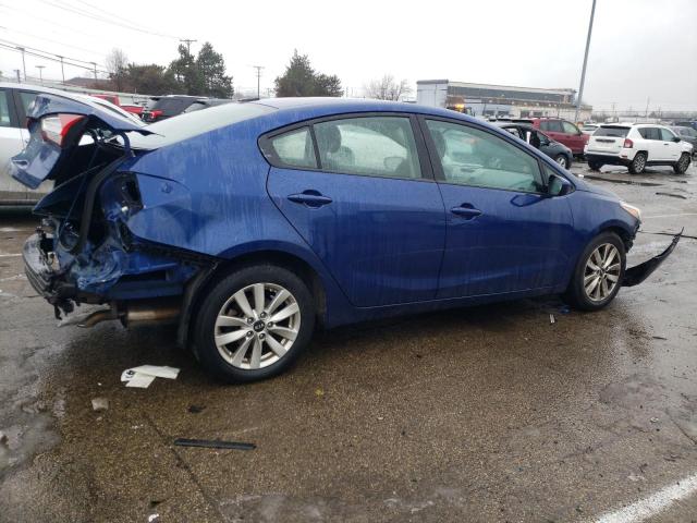 3KPFL4A73HE020833 - 2017 KIA FORTE LX BLUE photo 3