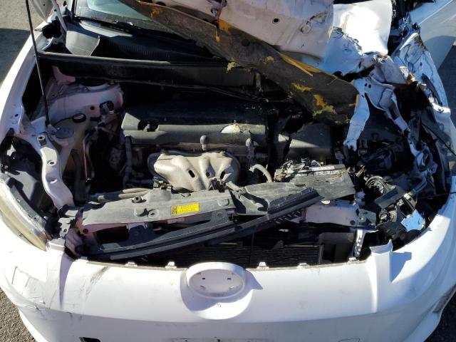 JTLZE4FE0EJ065858 - 2014 TOYOTA SCION XB WHITE photo 11