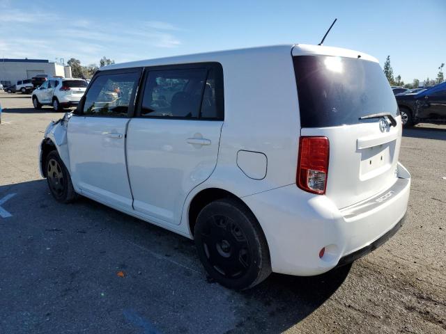 JTLZE4FE0EJ065858 - 2014 TOYOTA SCION XB WHITE photo 2