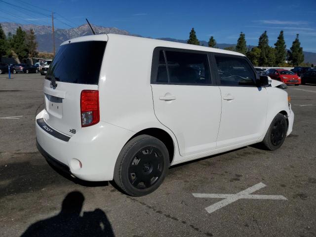 JTLZE4FE0EJ065858 - 2014 TOYOTA SCION XB WHITE photo 3