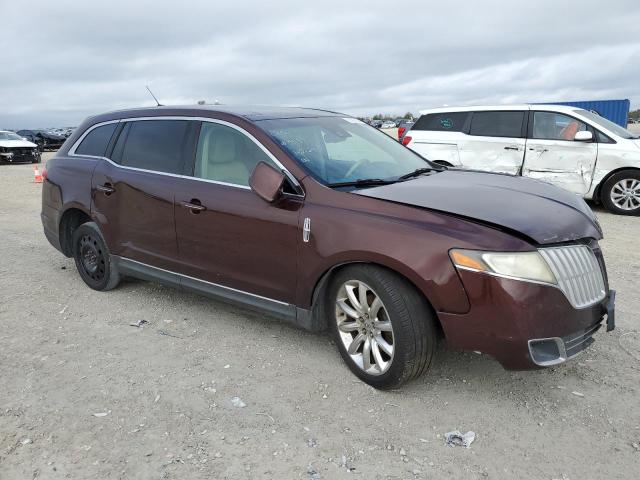 2LMHJ5FR0ABJ17743 - 2010 LINCOLN MKT MAROON photo 4