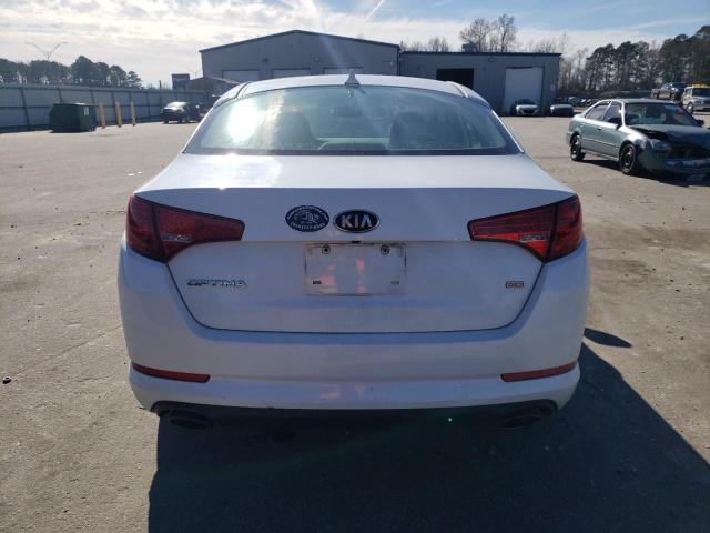 5XXGM4A77DG167675 - 2013 KIA OPTIMA LX WHITE photo 6