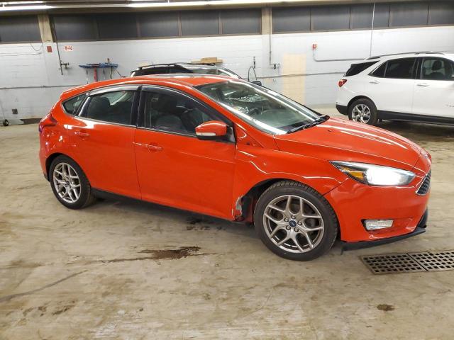 1FADP3K22FL254058 - 2015 FORD FOCUS SE RED photo 4