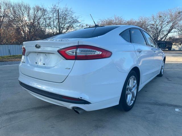 3FA6P0H72DR322965 - 2013 FORD FUSION SE WHITE photo 4