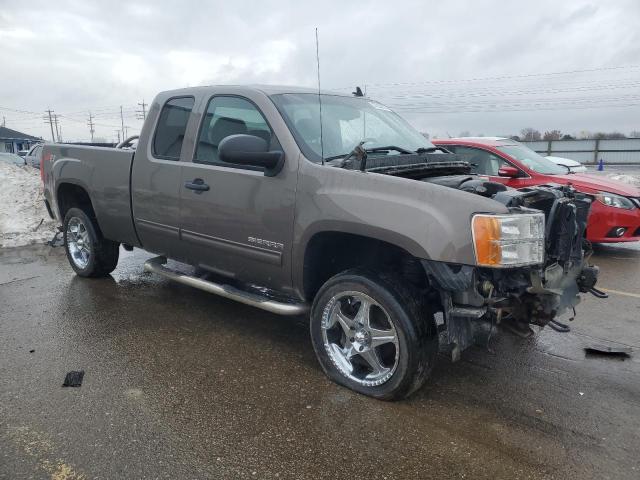 1GTR2VE79DZ288929 - 2013 GMC SIERRA K1500 SLE GRAY photo 4