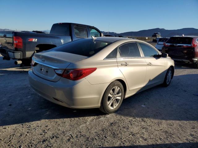 5NPEB4AC8BH252617 - 2011 HYUNDAI SONATA GLS GOLD photo 3