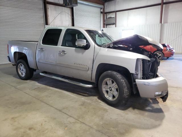 3GCEK13M27G535146 - 2007 CHEVROLET SILVERADO K1500 CREW CAB TAN photo 4