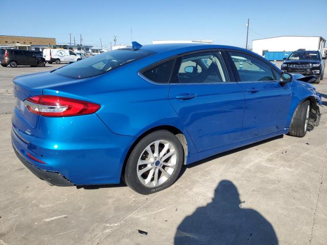 3FA6P0HD0LR255657 - 2020 FORD FUSION SE BLUE photo 3