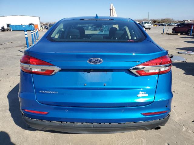 3FA6P0HD0LR255657 - 2020 FORD FUSION SE BLUE photo 6