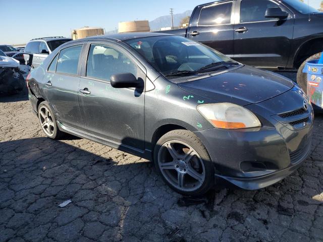 JTDBT923371022526 - 2007 TOYOTA YARIS GRAY photo 4