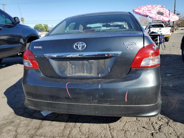 JTDBT923371022526 - 2007 TOYOTA YARIS GRAY photo 6