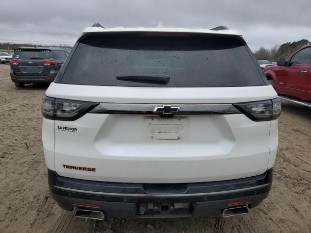 1GNERKKW5JJ113017 - 2018 CHEVROLET TRAVERSE PREMIER WHITE photo 6