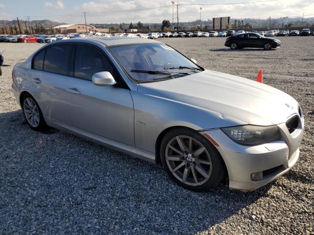 WBAPH7C55BE679256 - 2011 BMW 328 I SILVER photo 4