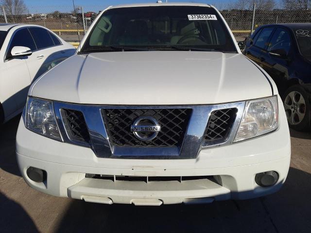 1N6AD0ER9JN741443 - 2018 NISSAN FRONTIER S WHITE photo 5