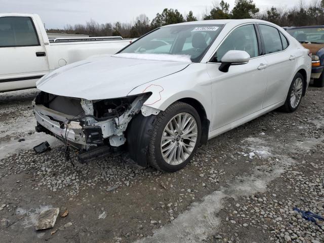 2020 TOYOTA CAMRY XLE, 