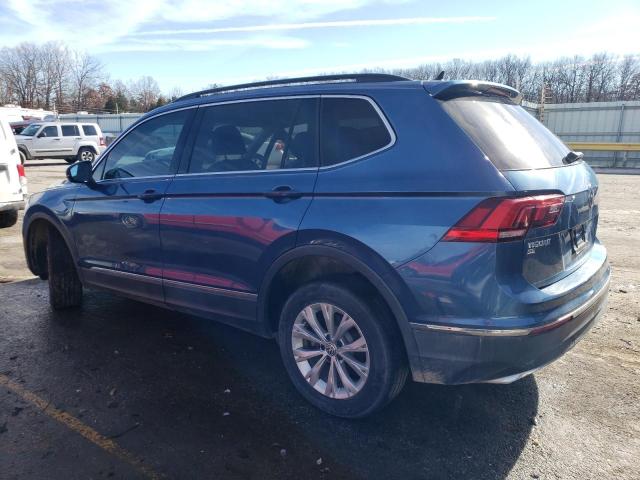 3VV3B7AX6JM050395 - 2018 VOLKSWAGEN TIGUAN SE BLUE photo 2