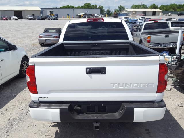 5TFUY5F17KX853786 - 2019 TOYOTA TUNDRA DOUBLE CAB SR/SR5  photo 9