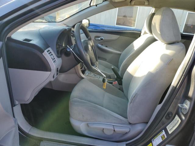 5YFBU4EE4DP145983 - 2013 TOYOTA COROLLA BASE GRAY photo 7