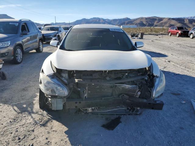 1N4AA51E19C820758 - 2009 NISSAN MAXIMA S WHITE photo 5