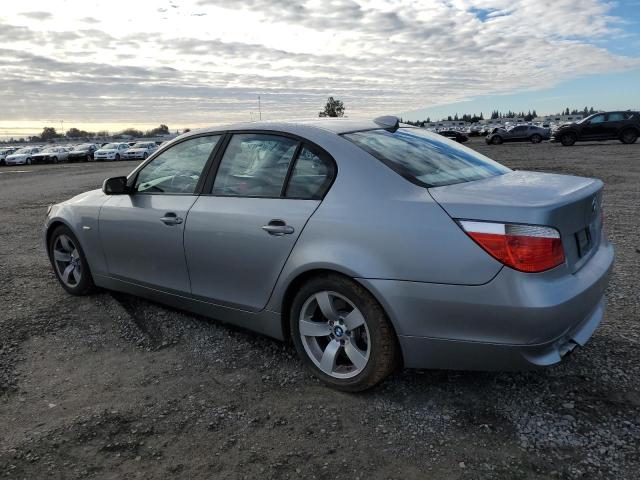 WBANE53537CW60700 - 2007 BMW 525 I GRAY photo 2