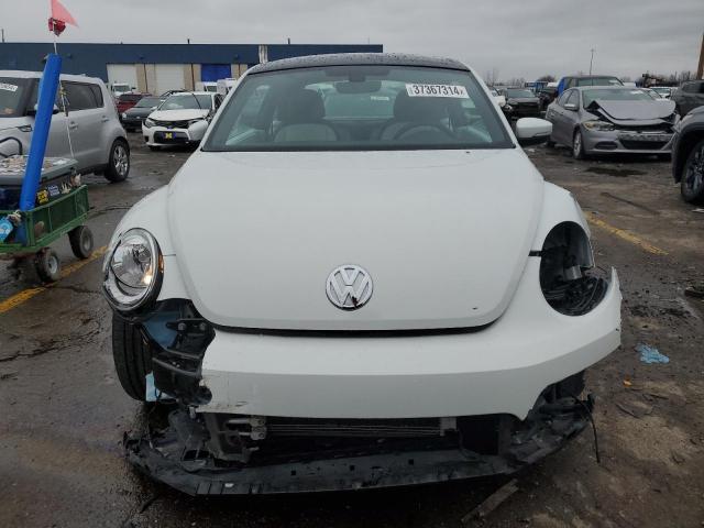 3VWJD7ATXKM718663 - 2019 VOLKSWAGEN BEETLE SE WHITE photo 5