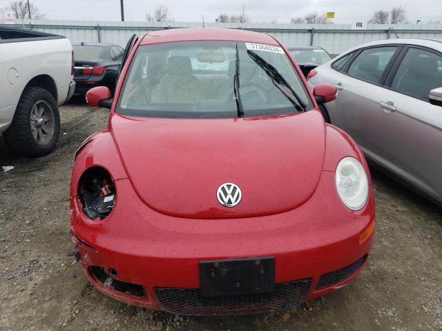 3VWPG3AG5AM012101 - 2010 VOLKSWAGEN NEW BEETLE RED photo 5