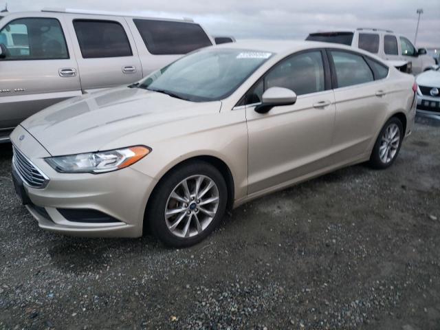 3FA6P0H76HR217917 - 2017 FORD FUSION SE TAN photo 1