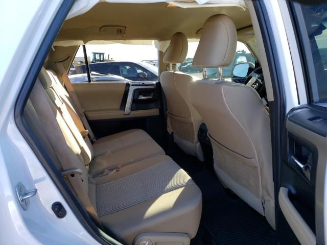 JTEBU5JR4J5514280 - 2018 TOYOTA 4RUNNER SR5/SR5 PREMIUM თეთრი ფოტო 10