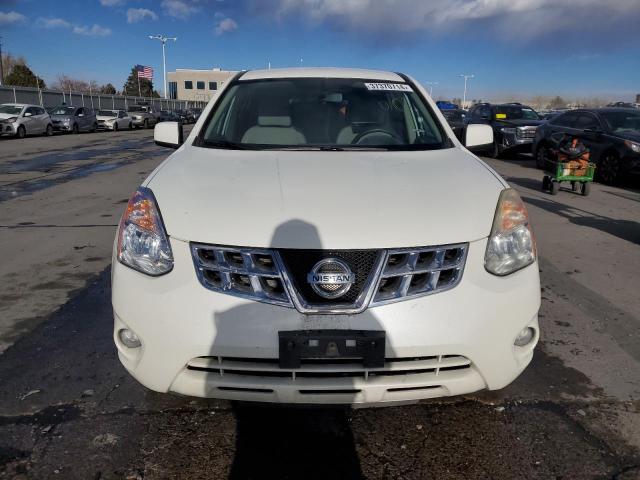 JN8AS5MV5DW626605 - 2013 NISSAN ROGUE S WHITE photo 5