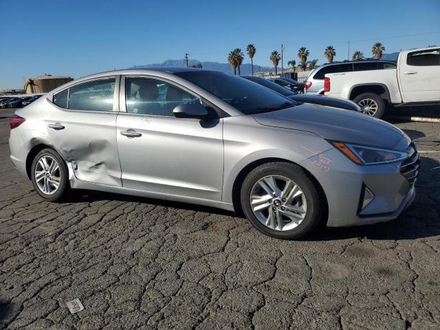 5NPD84LF2LH578240 - 2020 HYUNDAI ELANTRA SEL GRAY photo 4