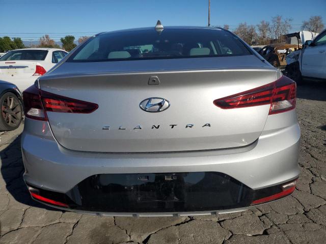 5NPD84LF2LH578240 - 2020 HYUNDAI ELANTRA SEL GRAY photo 6