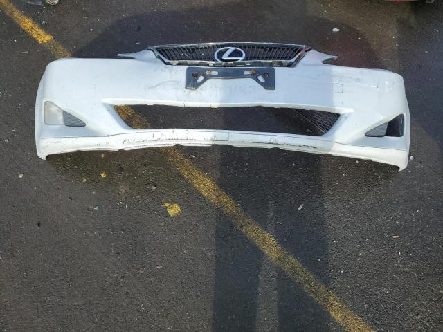 JTHCK262082020419 - 2008 LEXUS IS 250 WHITE photo 12