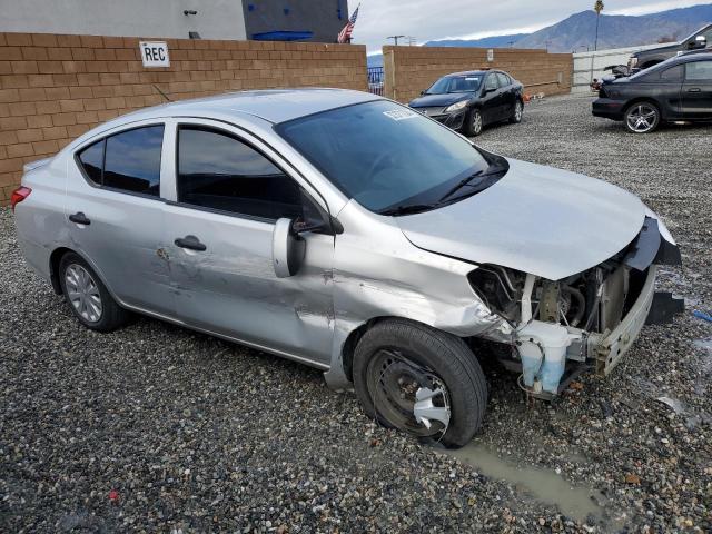 3N1CN7AP3HL833487 - 2017 NISSAN VERSA S SILVER photo 4