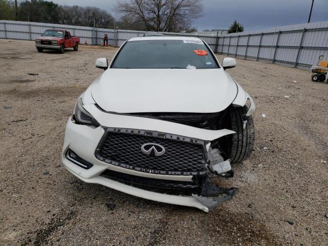 JN1EV7EL4JM391444 - 2018 INFINITI Q60 LUXE 300 WHITE photo 5