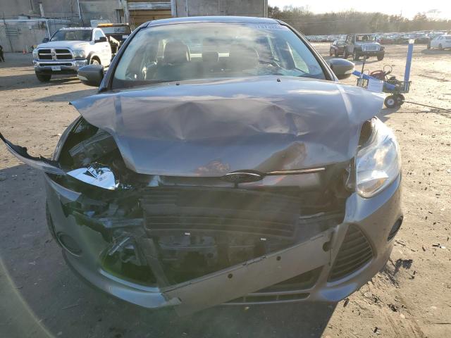 1FADP3F28EL102262 - 2014 FORD FOCUS SE GRAY photo 5