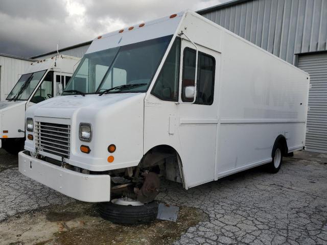 2005 FREIGHTLINER CHASSIS M LINE WALK-IN VAN, 