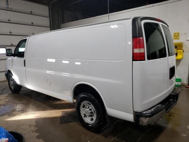 1GCWGGBA5C1151824 - 2012 CHEVROLET EXPRESS G2 WHITE photo 2