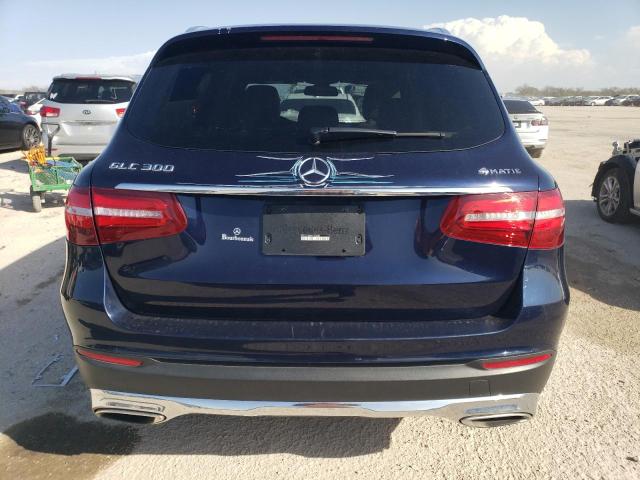 WDC0G4KB4JV115717 - 2018 MERCEDES-BENZ GLC 300 4MATIC BLUE photo 6