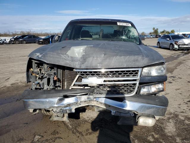 2GCEC19TX61106971 - 2006 CHEVROLET SILVERADO C1500 BLACK photo 5