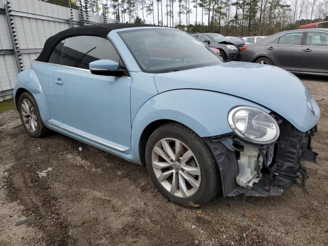 3VW5P7AT0DM811655 - 2013 VOLKSWAGEN BEETLE BLUE photo 4