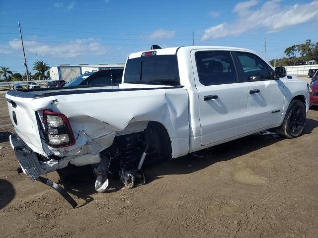 1C6RREFG3RN100373 - 2024 RAM 1500 BIG HORN/LONE STAR WHITE photo 3