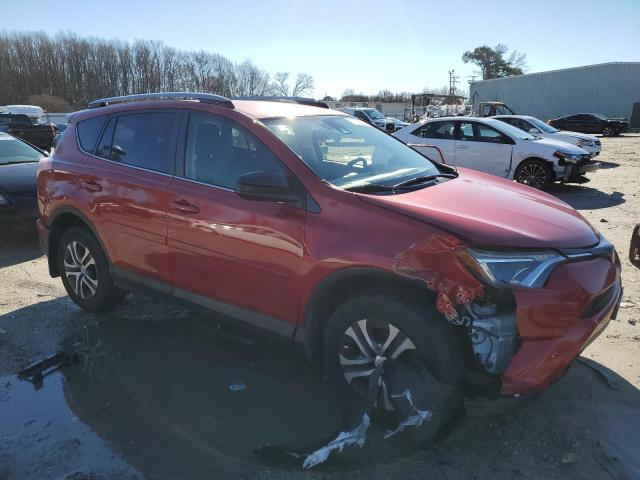 JTMBFREV2HJ141318 - 2017 TOYOTA RAV4 LE RED photo 4