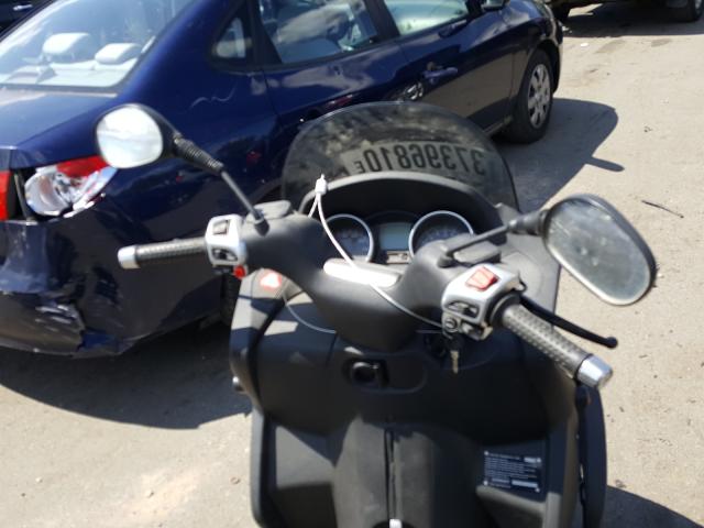 ZAPM590TX95001169 - 2009 PIAGGIO MP3 400  photo 5