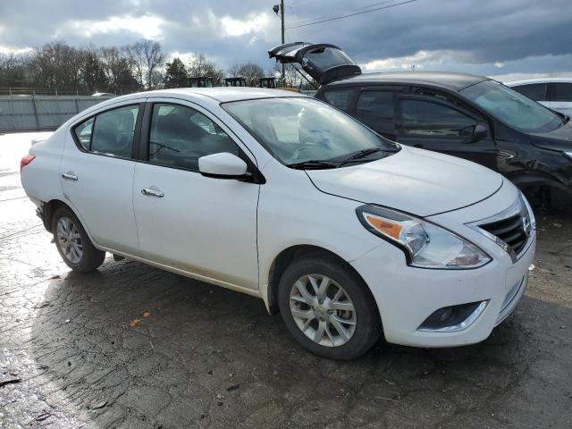 3N1CN7AP2HL906963 - 2017 NISSAN VERSA S WHITE photo 4