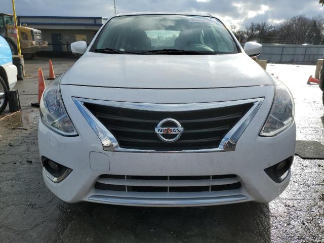 3N1CN7AP2HL906963 - 2017 NISSAN VERSA S WHITE photo 5