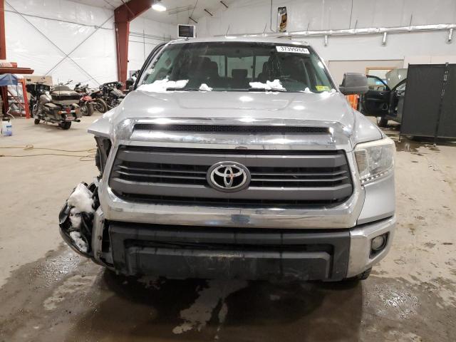 5TFUY5F18EX369405 - 2014 TOYOTA TUNDRA DOUBLE CAB SR/SR5 SILVER photo 5