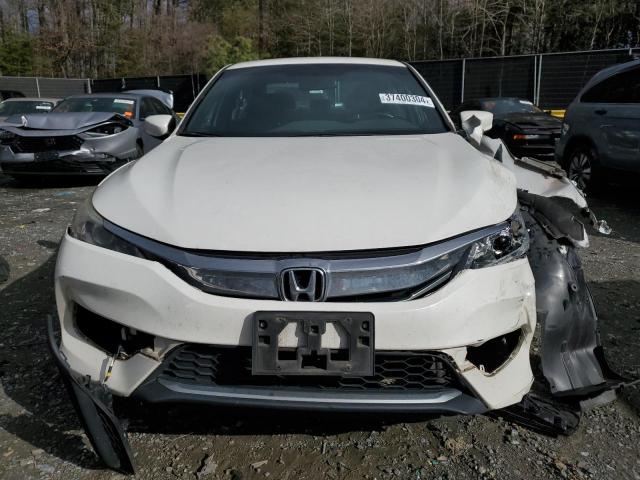 1HGCR2F59GA052332 - 2016 HONDA ACCORD SPORT WHITE photo 5