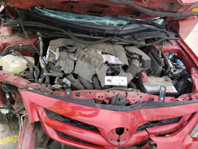 5YFBU4EE5DP205222 - 2013 TOYOTA COROLLA BASE RED photo 11